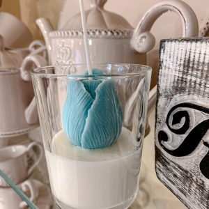 Świeca sojowa tulipan w szkle