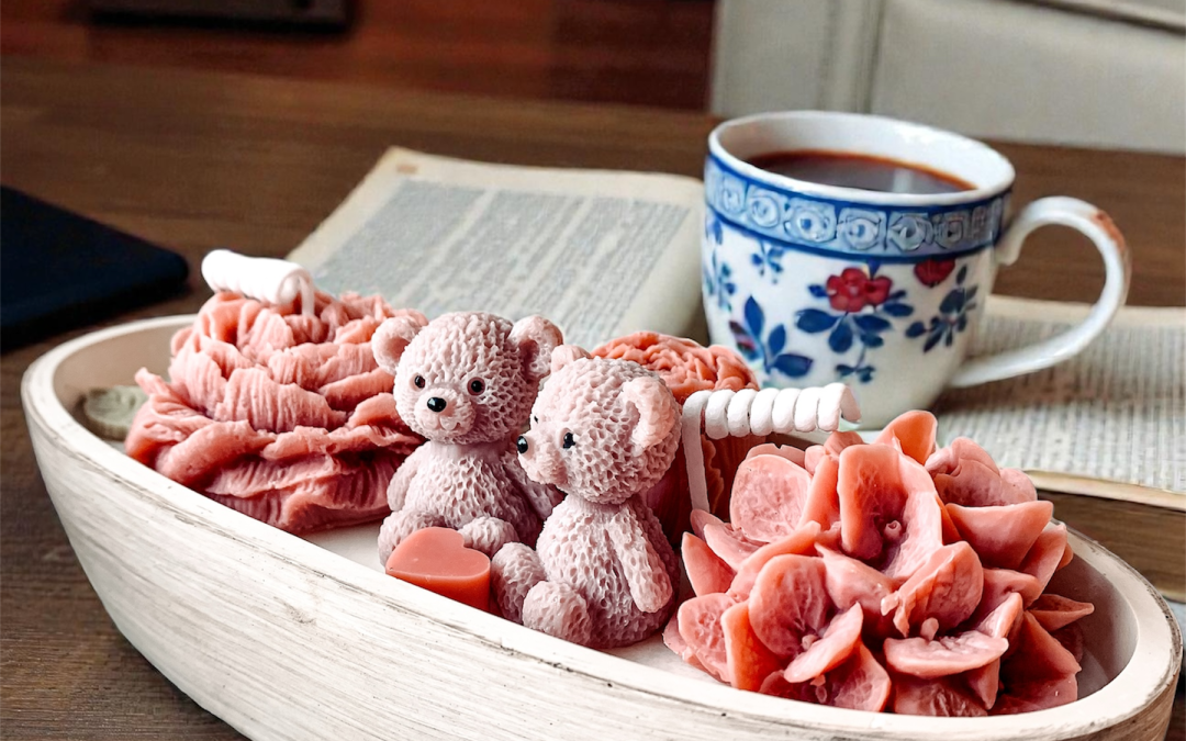 Wszystko, co musisz wiedzieć o kartach charakterystyki przy produkcji świec sojowych.